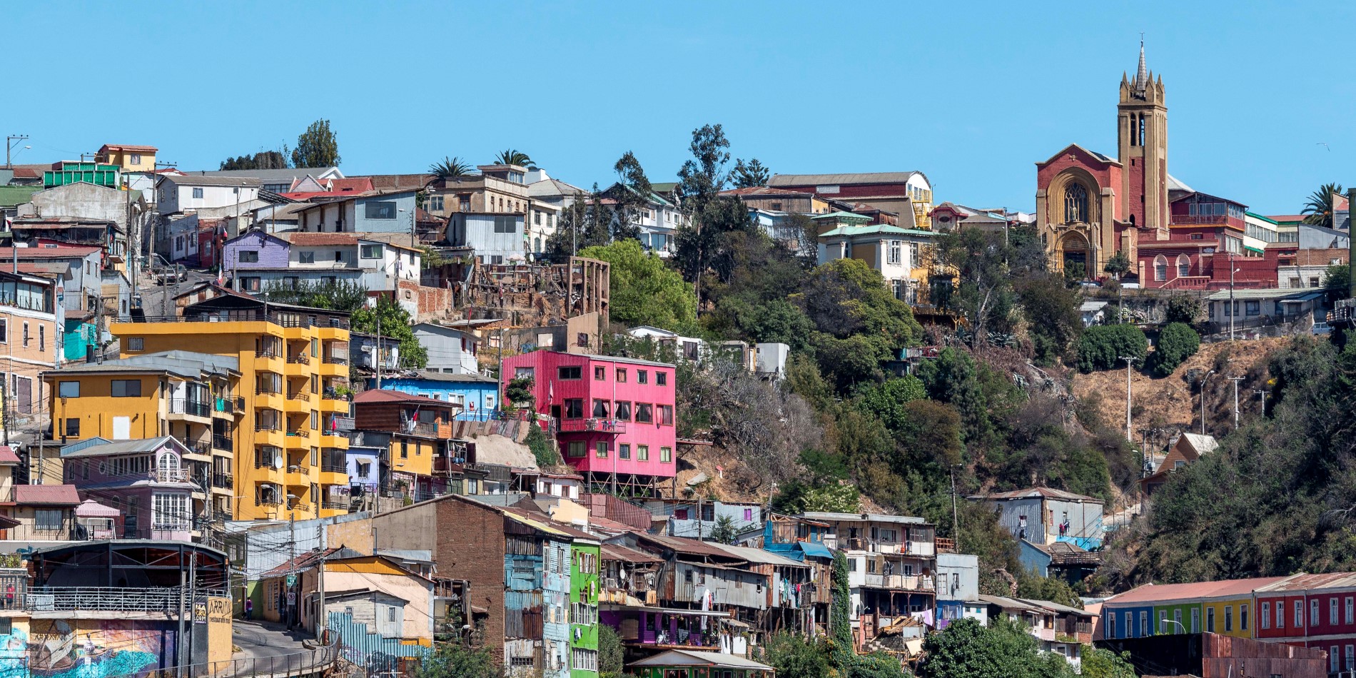 Gjør deg kjent i Valparaísos fargerike gater.