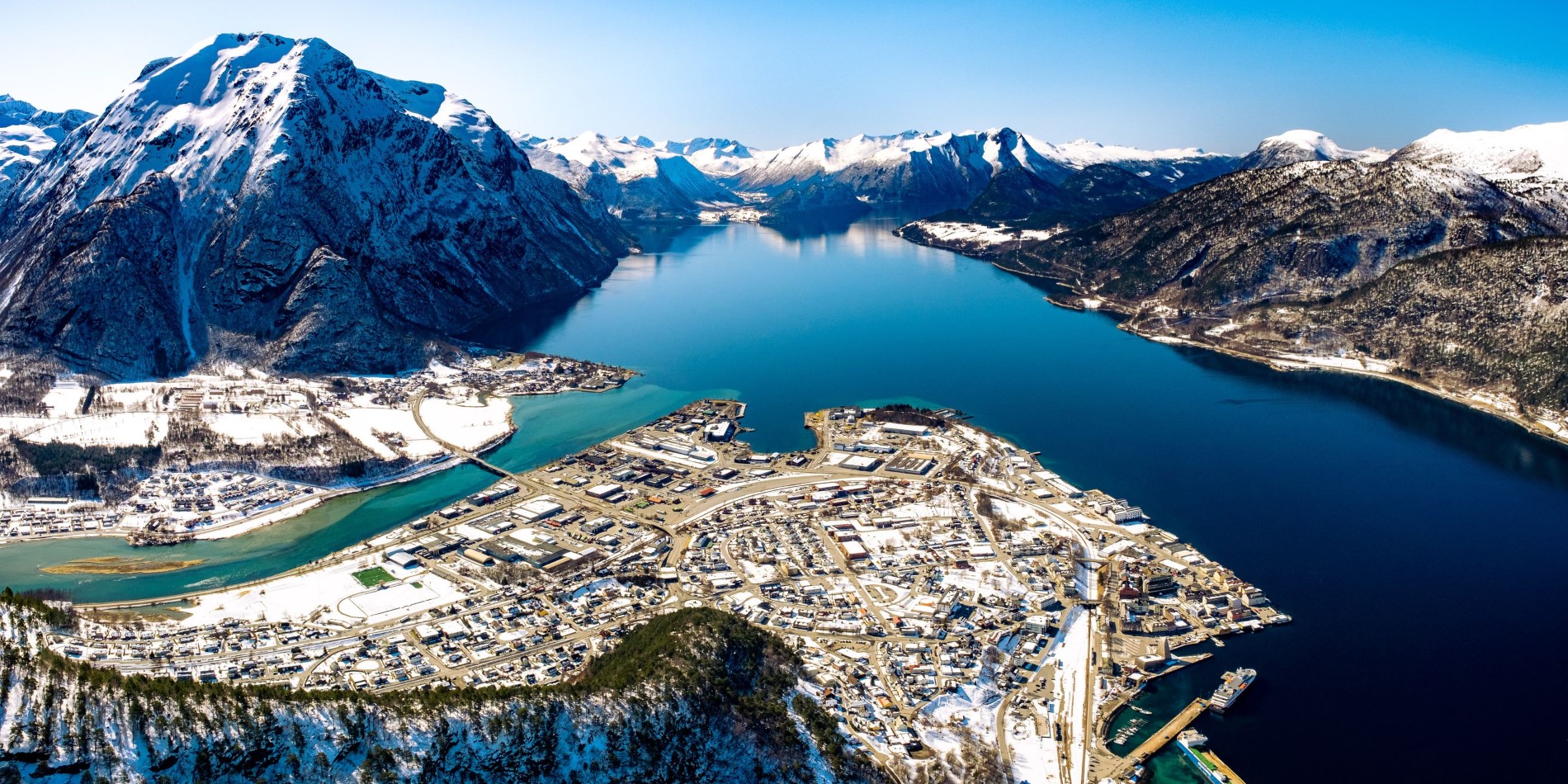Utsikt fra Nesaksla – toppen av Romsdalsgondolen