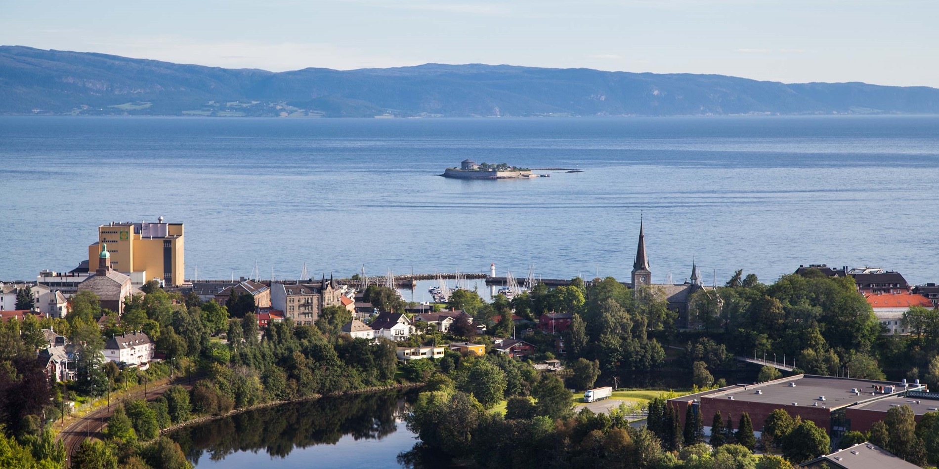 Trondheimsfjorden og Munkholmen